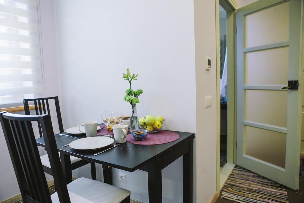 Studio Apartment In Private House Riga Room photo