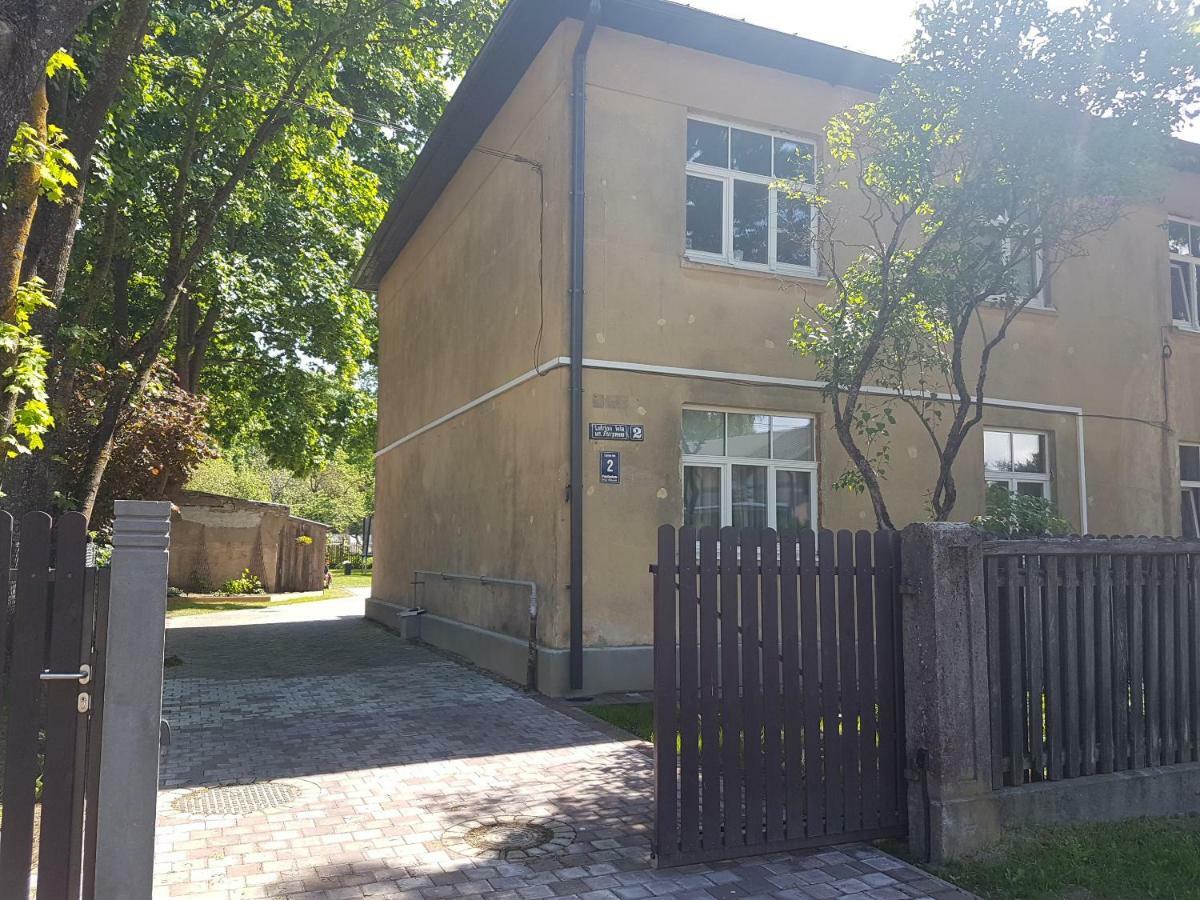 Studio Apartment In Private House Riga Exterior photo